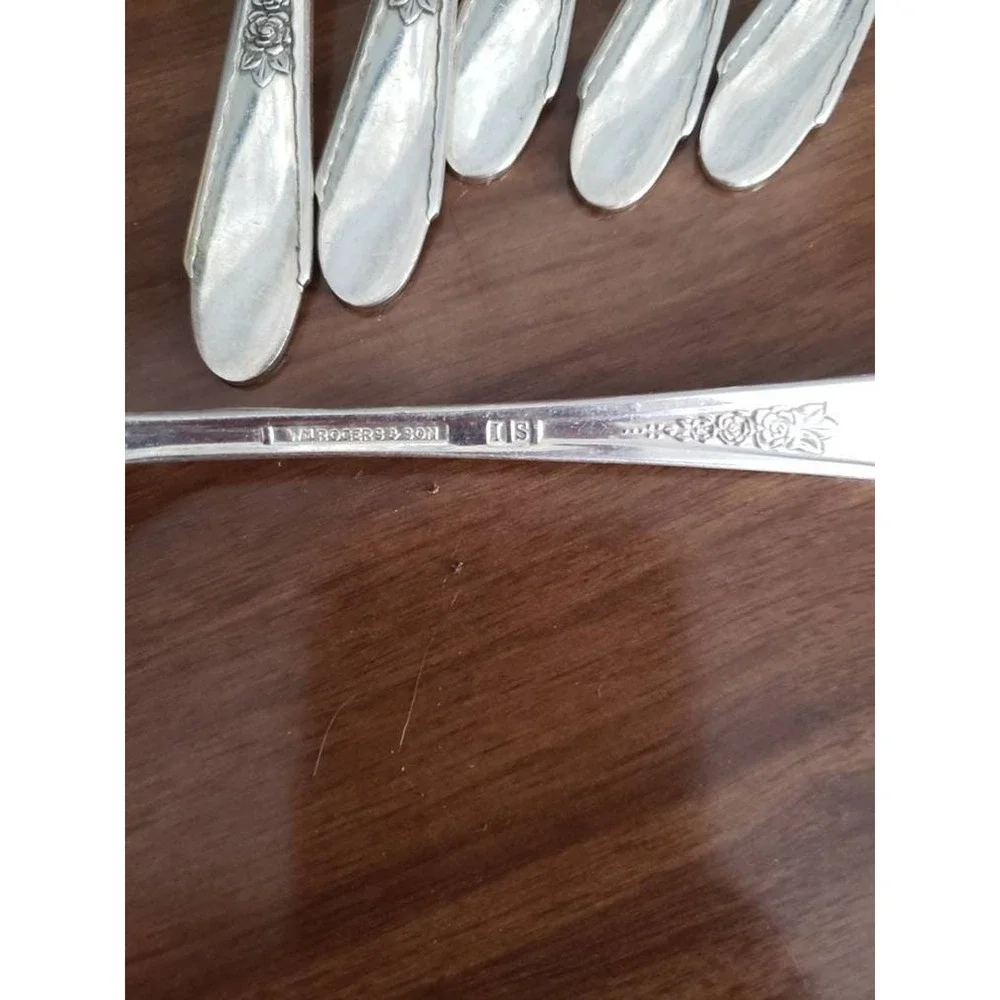 Vintage Six (6) Salad Fork WM Rogers &‎ Son Gardenia Silverplate rose Individual